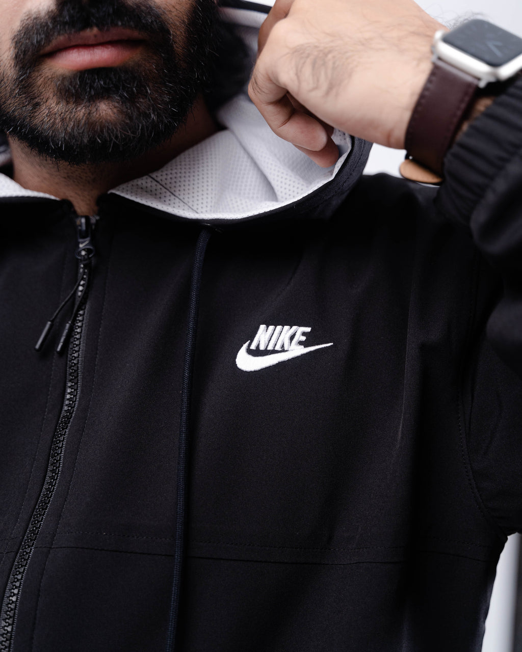 𝖭𝗂𝗄𝖾 Essential Black Tracksuit