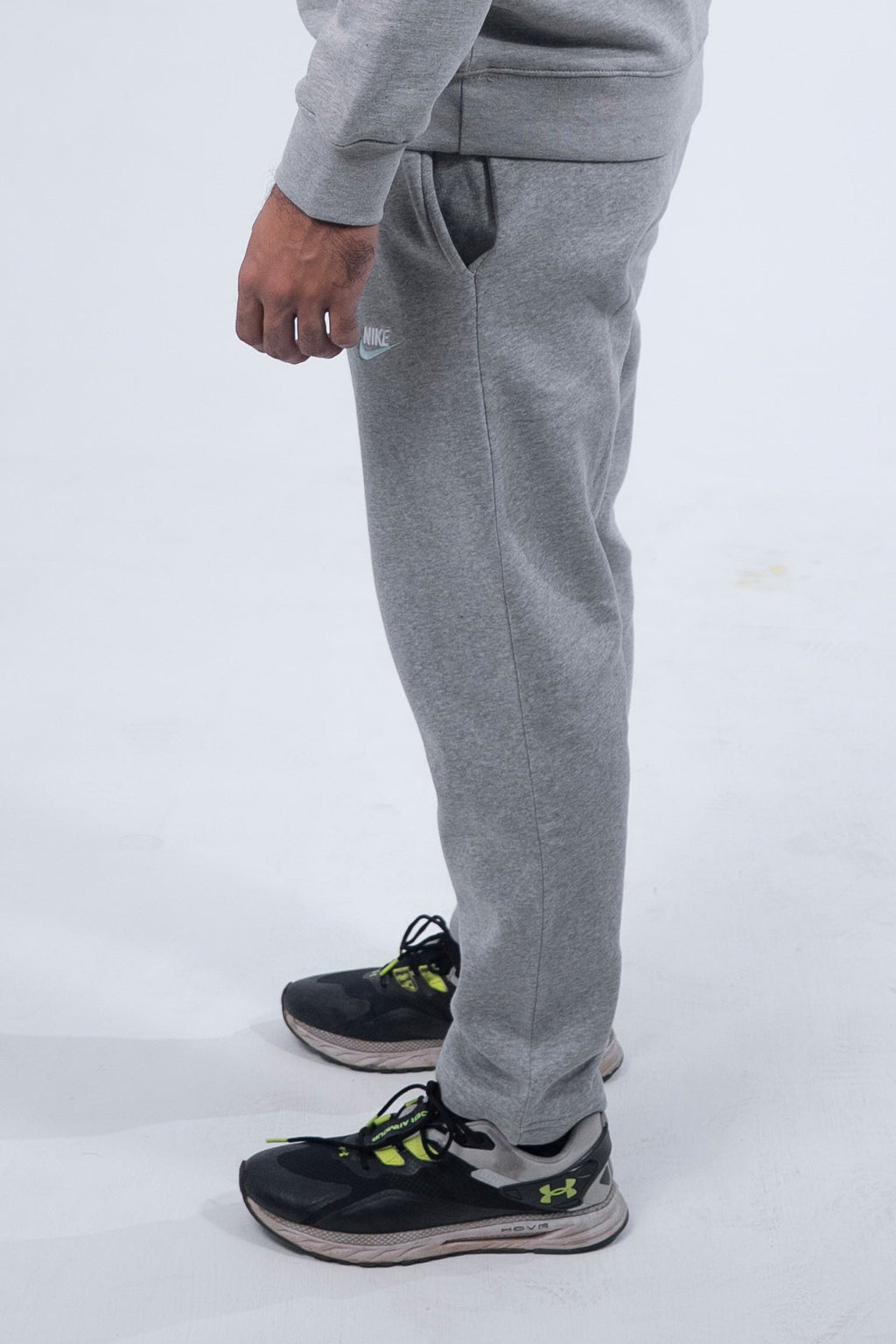 𝖭𝗂𝗄𝖾 Grey Embroidered Jogg Bottom