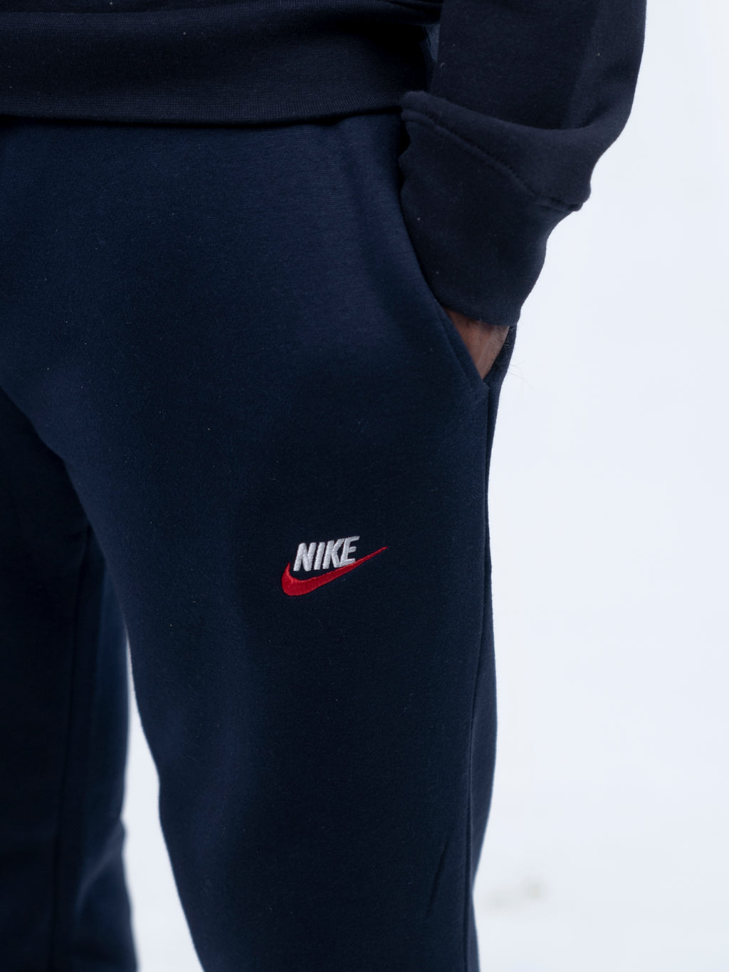 𝖭𝗂𝗄𝖾 Navy Embroidered Jogg Bottom