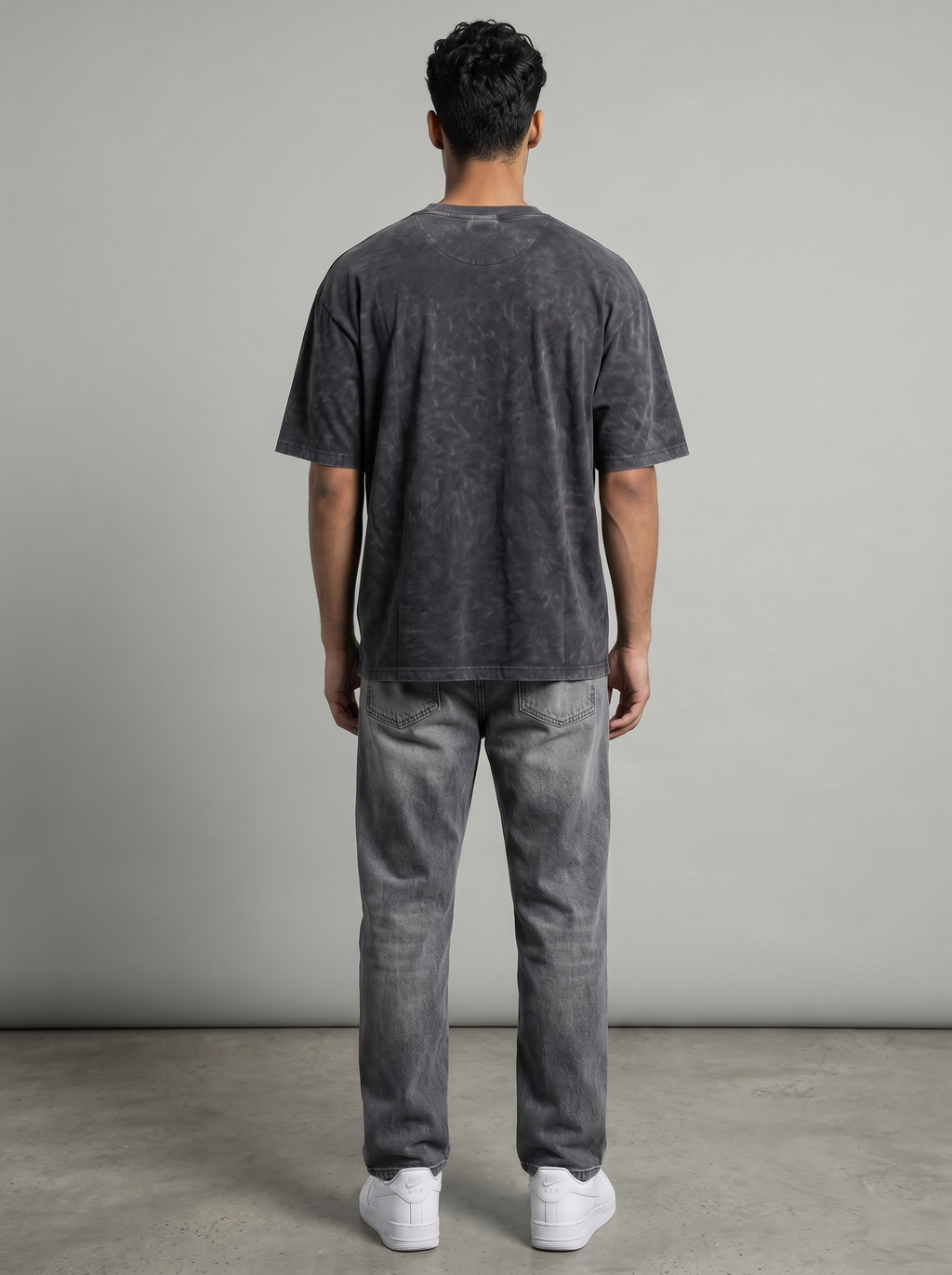 BLACK ACID WASH OVERSIZED TEE